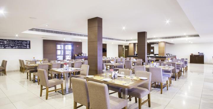 Hotel Le Ruchi The Prince Májszúr Kültér fotó