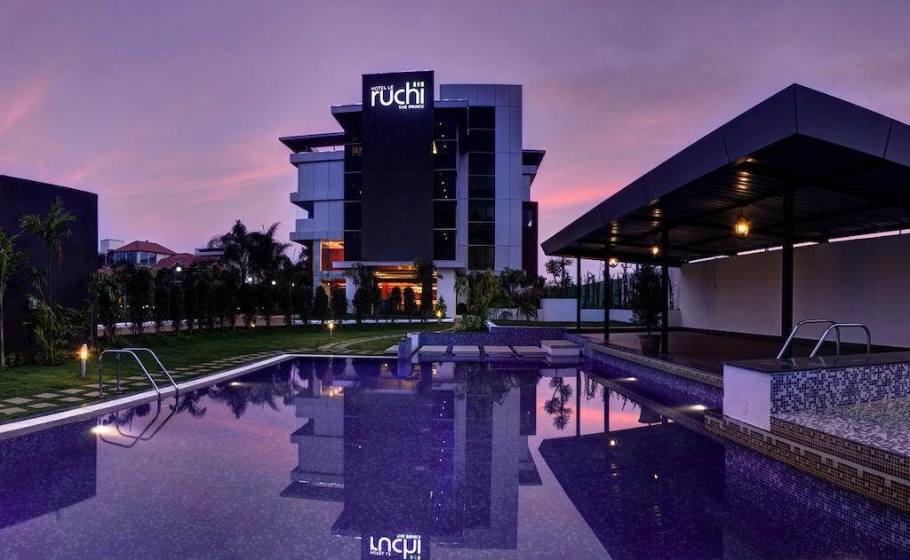 Hotel Le Ruchi The Prince Májszúr Kültér fotó